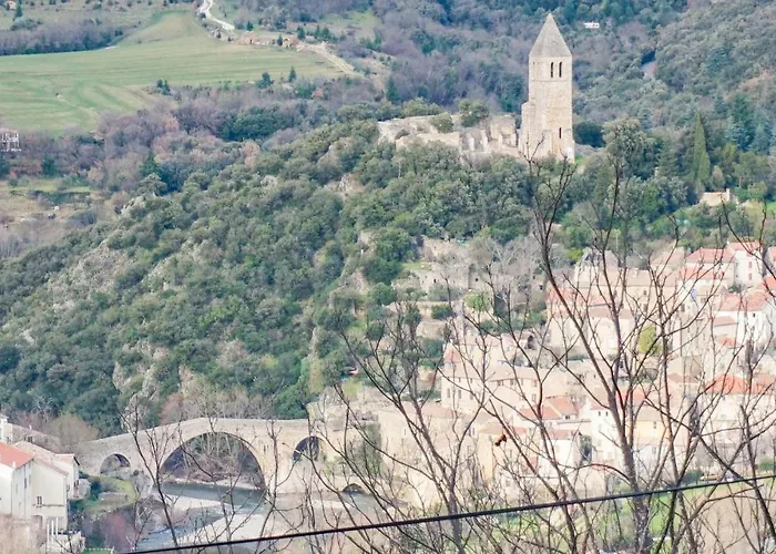 2 Bedroom Amazing In Ferienhaus Olargues